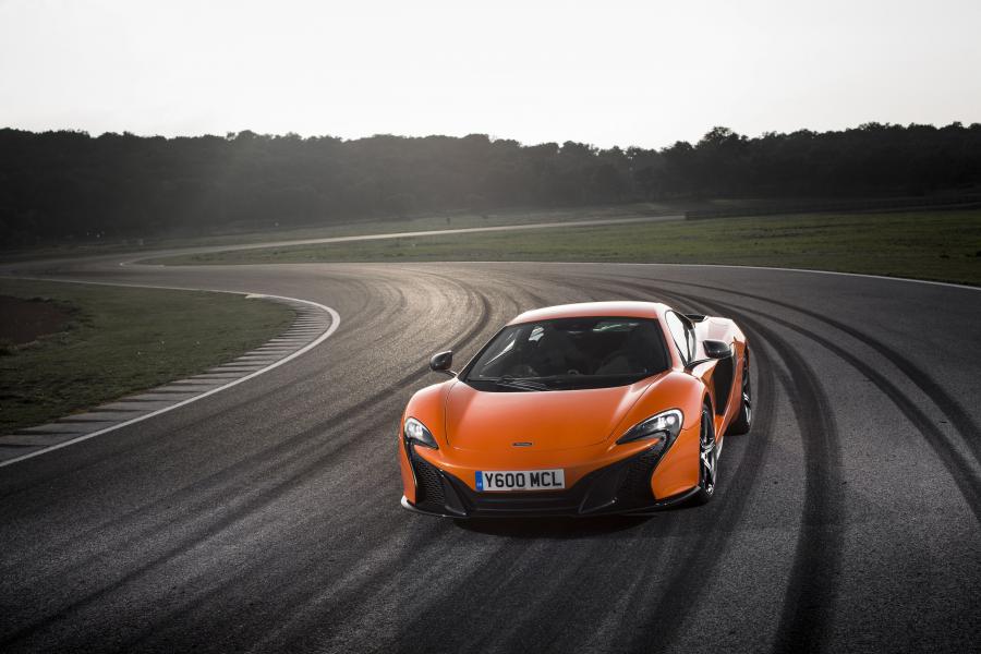  McLaren 650S 2014 года  (фото 25 из 30)